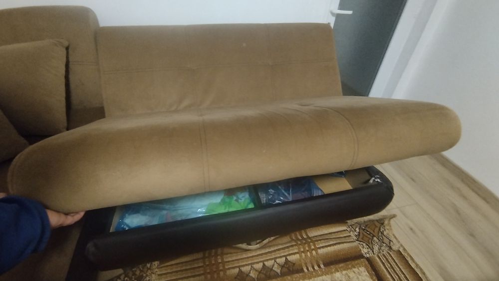 Холов ъглов диван