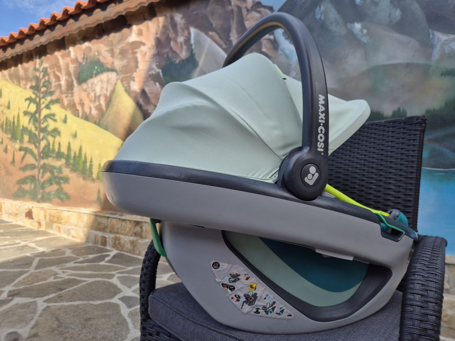 Столче за кола Maxi cosi Coral 360+FamilyFix3+ Адаптори