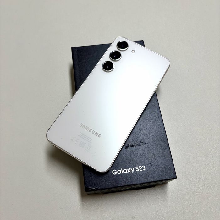 Magazin vinde: Samsung Galaxy S23 256gb Alb