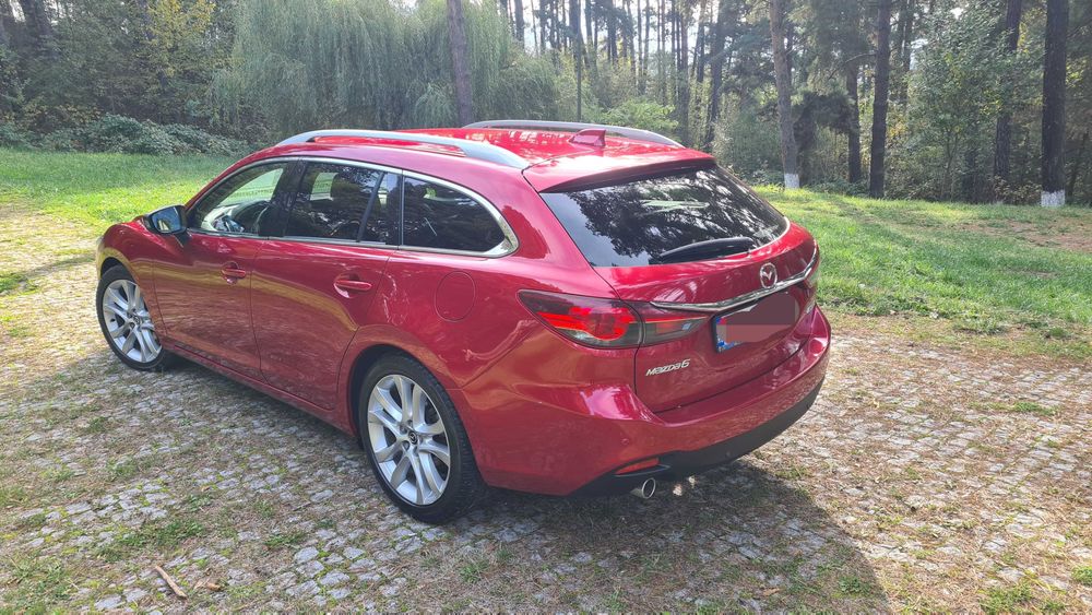 Vând MAZDA 6  2.2D SkyActiv Exclusive Line BOSE XENON KEYLESS NAVI