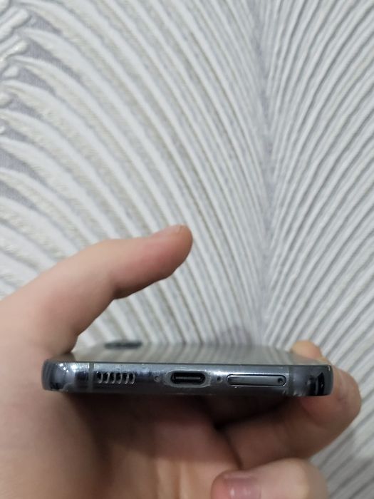 продам Samsung S23Plus срочно