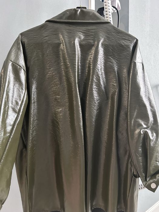 Ветровка женская