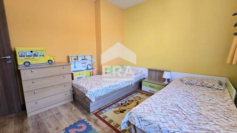 Продава се Четиристаен апартамент в Велико Търново, Център - 148 кв.м за 929 €/кв.м - Снимка #6