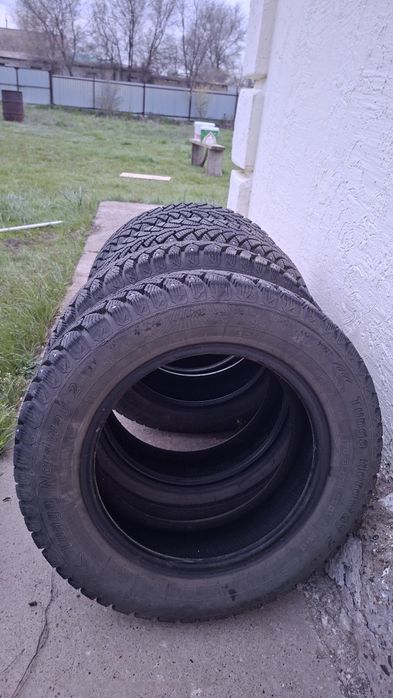 Зимние шины 175/65/14