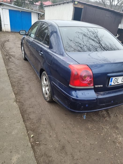 Vand Toyota avensis 2.0 D -sunt Proprietar