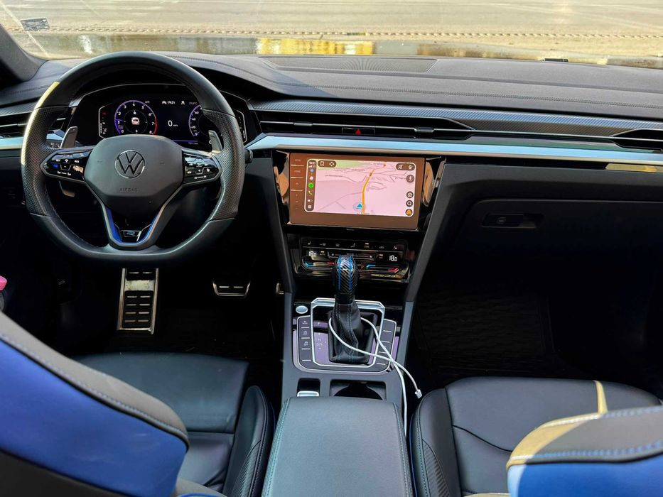 Продава VW Arteon R