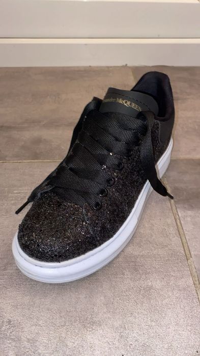 Alexander Mcqueen damă