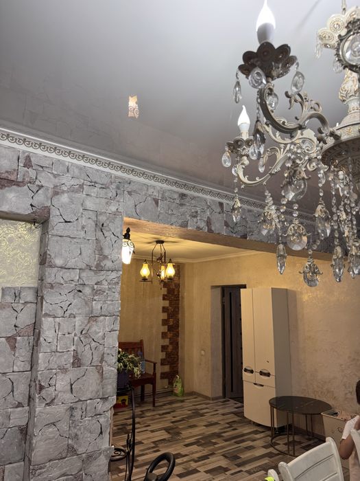 Продам дом, на цетральном базаре!