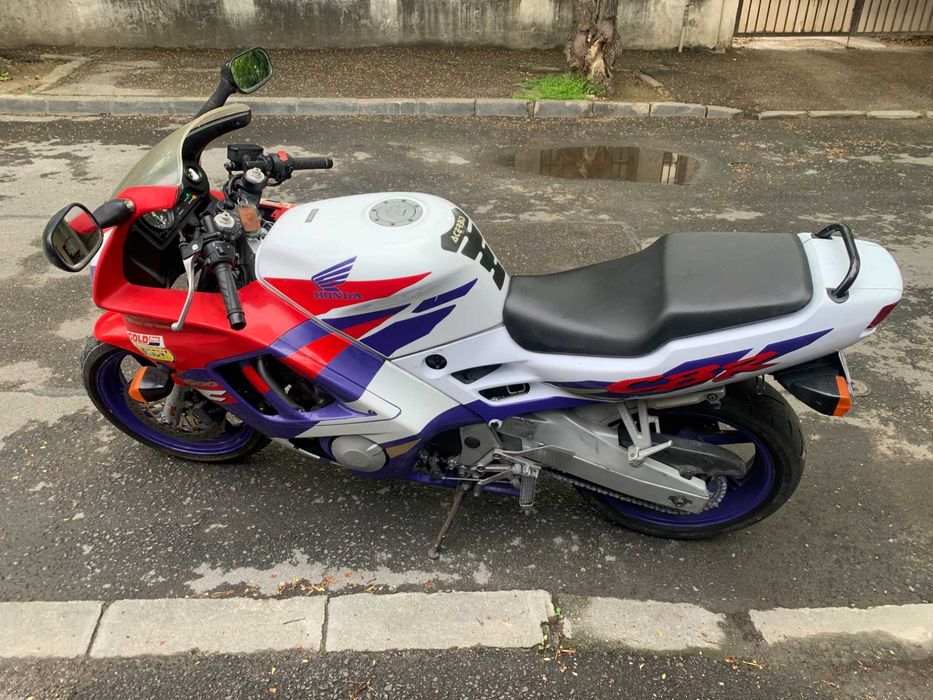 Honda CBR 600 F - fara modificari, toate piesele originale