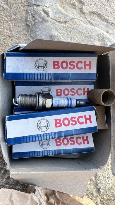 Свеча зажигания Bosch +8