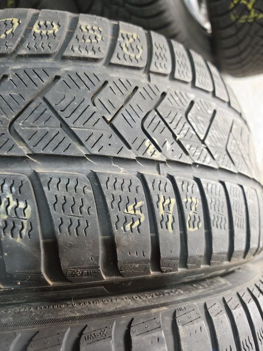 245 45 19 iarna pirelli