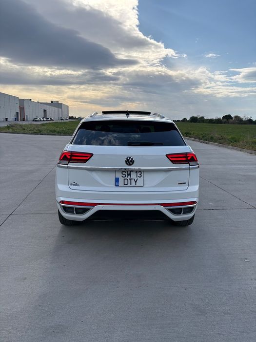 Volkswagen Atlas  (Touareg)2.0TSI  R-line Execline