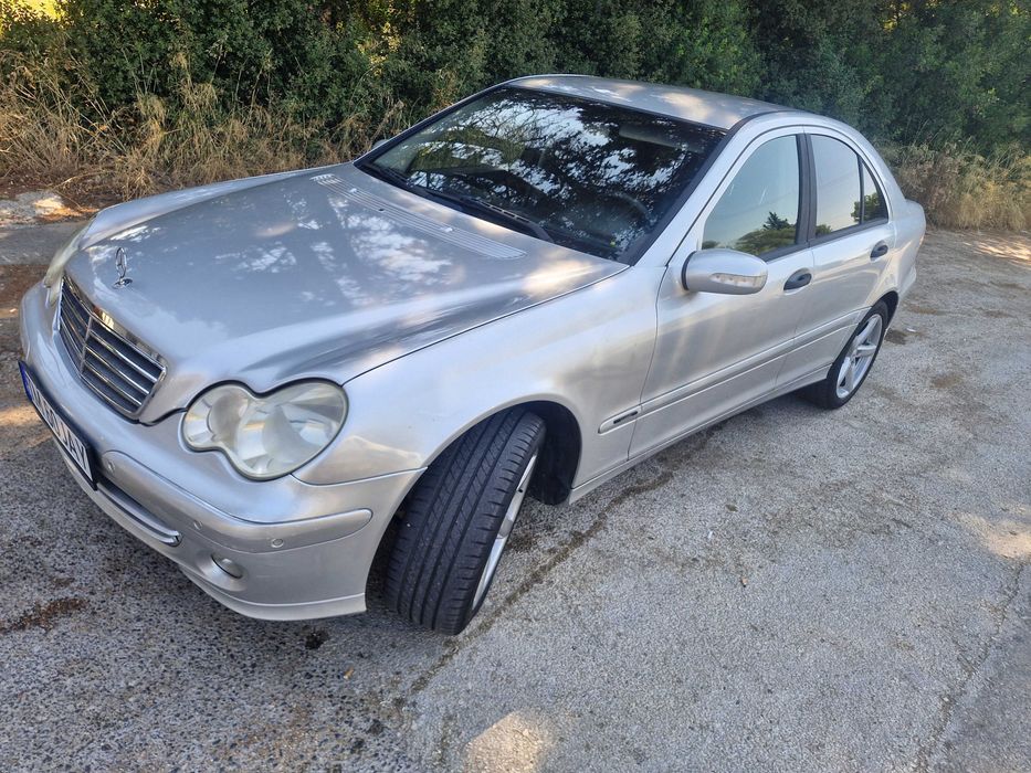 MERCEDES-BENZ C-Class 2004 — imagine 3