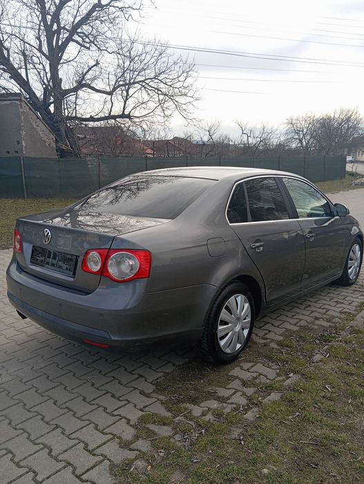 Volkswagen Jetta  170 cp Diesel klimatronic