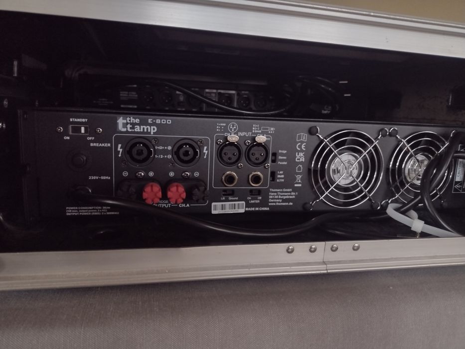 Продавам стъпало, усилвател Thomann E800