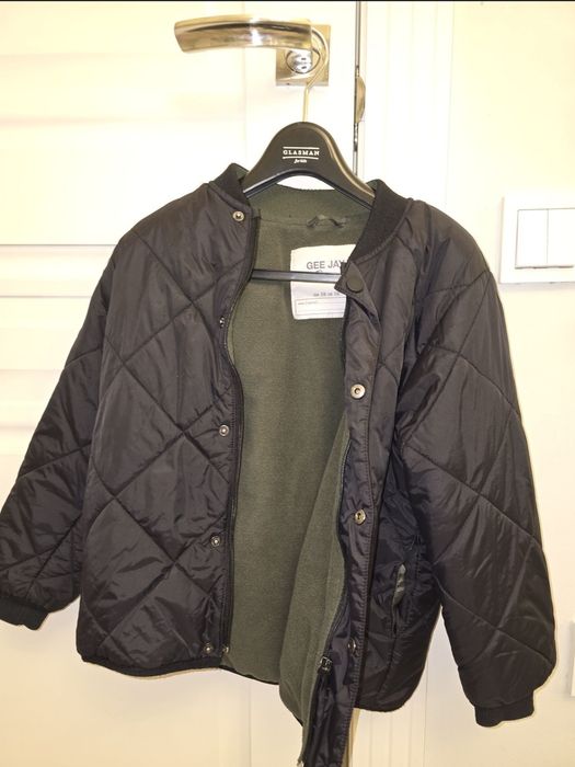 Продам детскую куртку