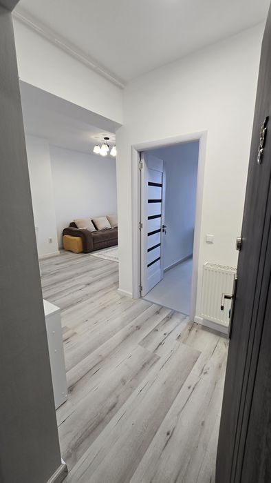 Inchiriez apartament 2 camere - Sos. Alexandriei