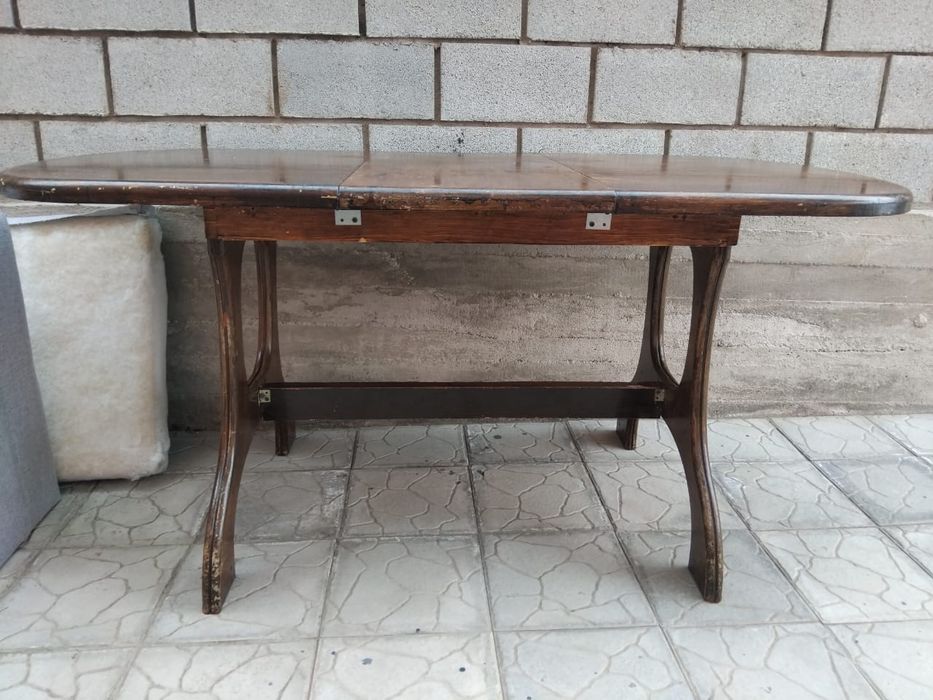 Продаётся Стол для кухни