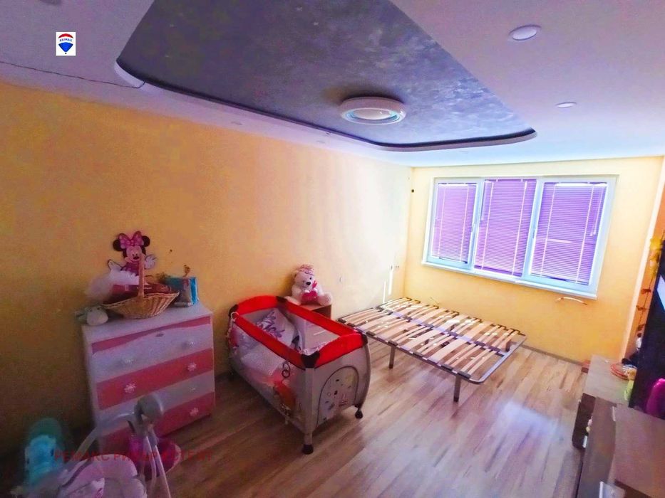 Продава се Тристаен апартамент в Русе, Дружба 2 - 72 кв.м за 1180 €/кв.м - Снимка #3