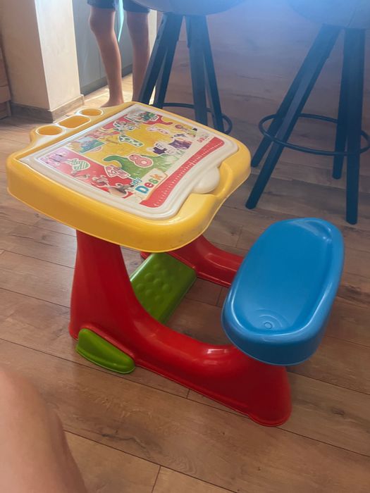 Детски ученически чин