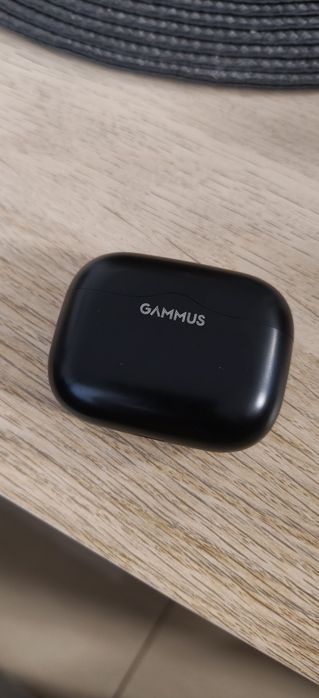 Vând căști wireless GAMMUS Bluetooth 5.4 – aproape noi