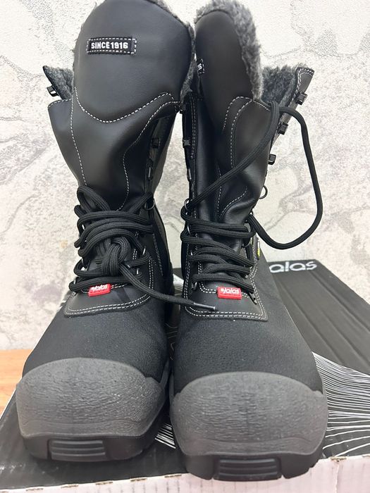 Ботинки зимние новые