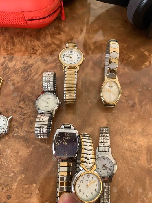 Timex Casio Raketa soatlar sotiladi