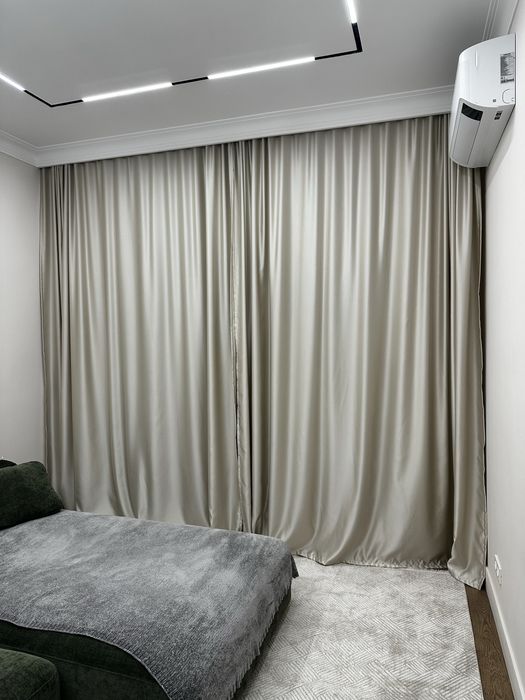 Продам шторы сатиновые