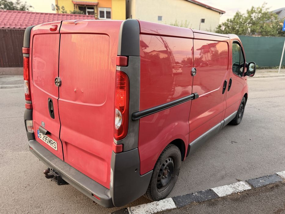 OPEL Vivaro 2012 — imagine 4