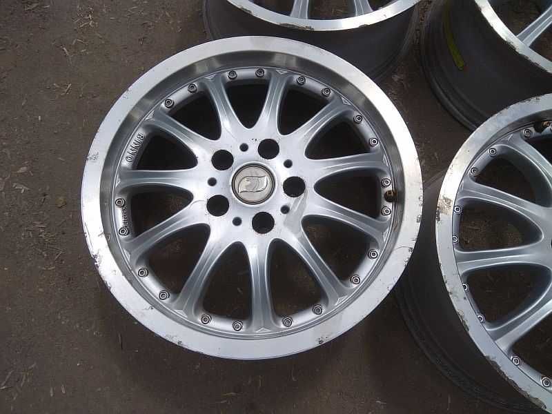 Продам оригинальные легкосплавные диски "BINNO"