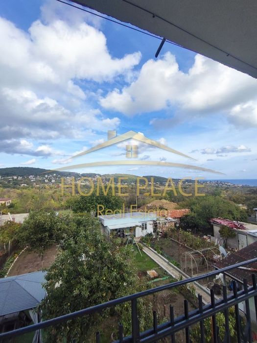 Виница, 3-стаен, обзаведен, с морска панорама!