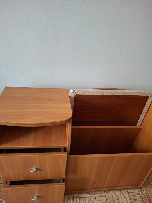 Продам тумбу для обуви