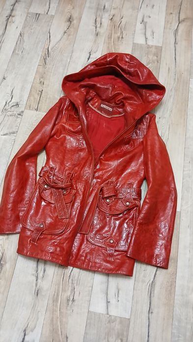 Кожаная куртка на весну