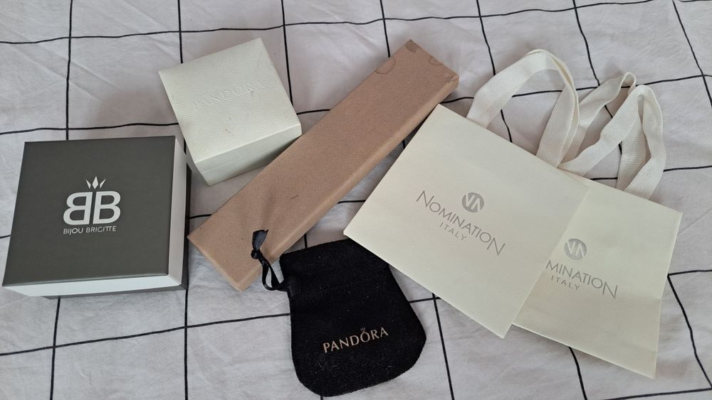 Подарявам кутийки за София