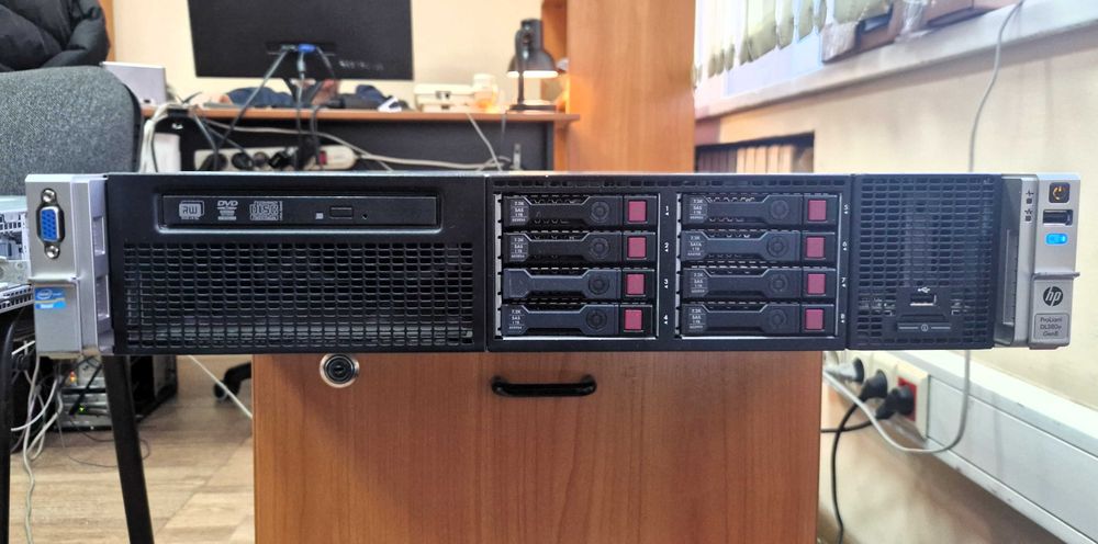 Сервер HP ProLiant DL380e Gen8 2U