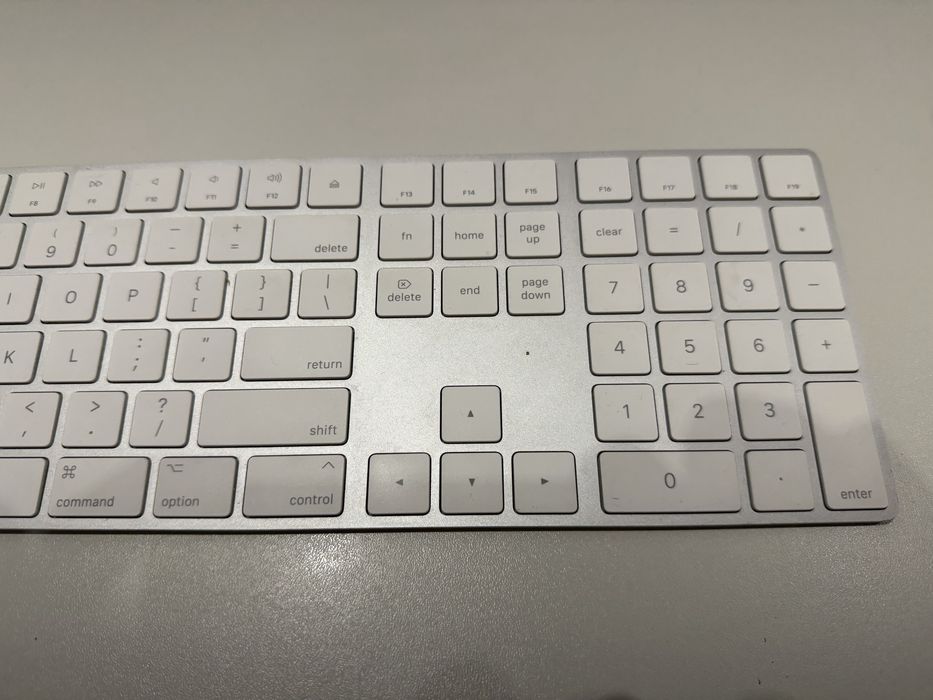 Magic Keyboard with Numeric keypad