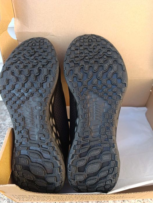 Nike, НОВИ, 37 размер