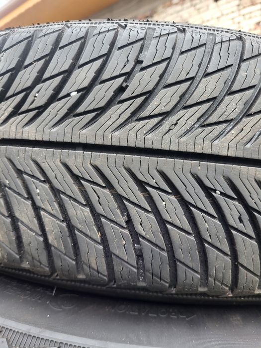 4 бр зимни 215/65/17 Michelin