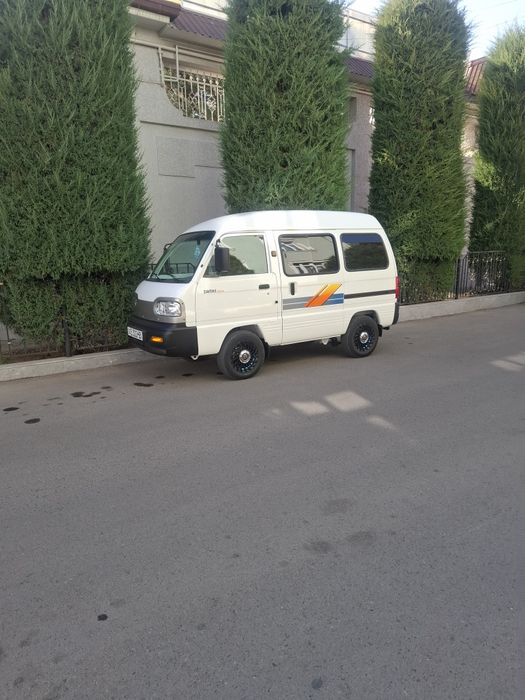 Chevralet damas sotiladi