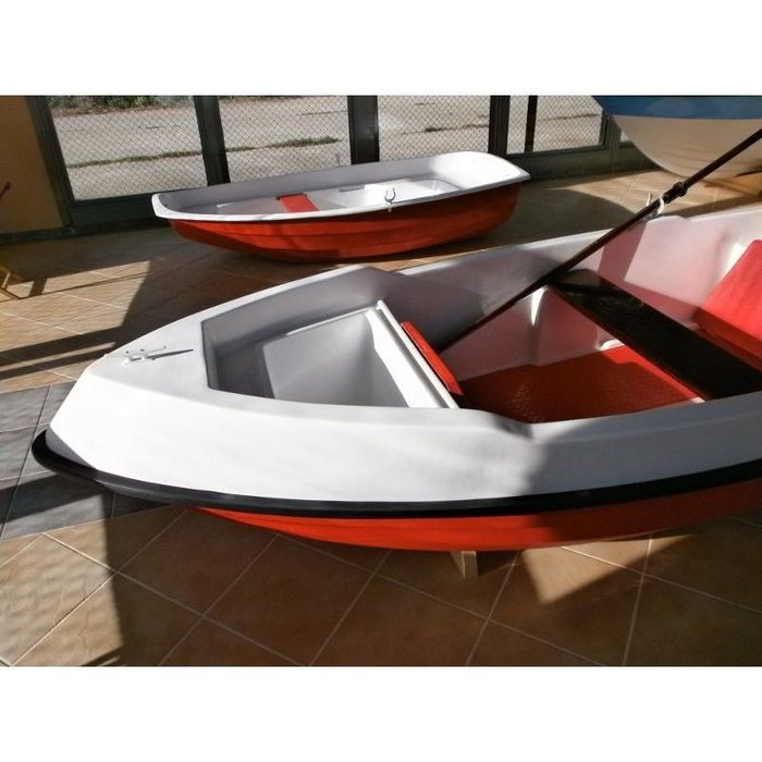 Лодка Сепия-2, рибарска лодка, лодка за захранка