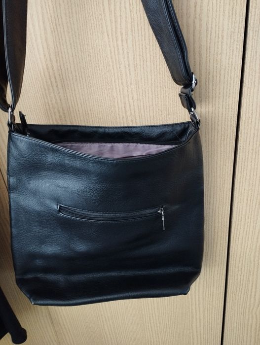 Кожена дамска чанта