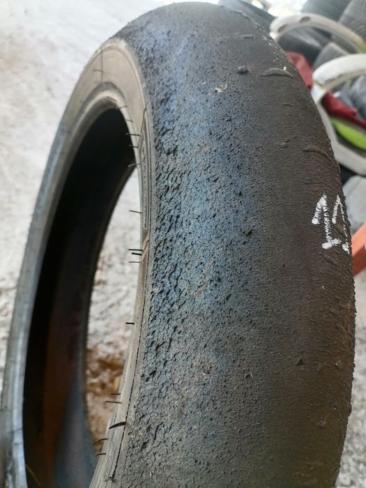 Продавам мото гума 120 80 16 MICHELIN Power Super Moto