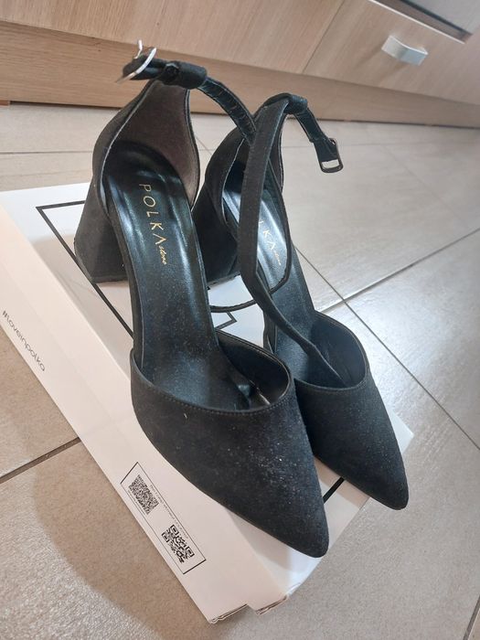 Pantofi eleganti cu toc