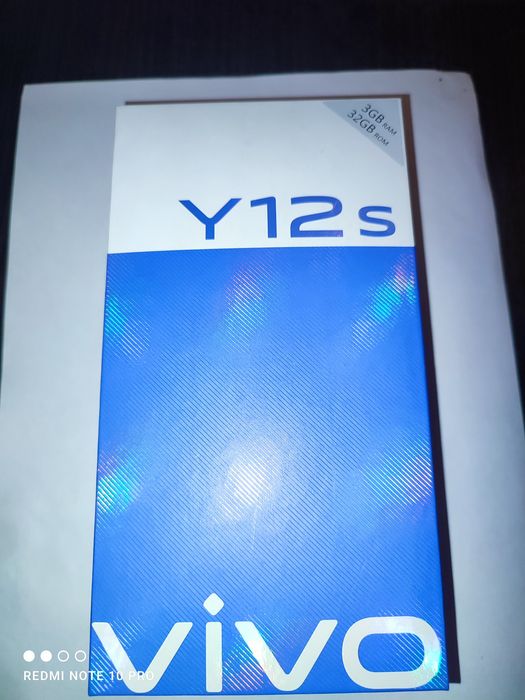 Смартфон Vivo Y12s