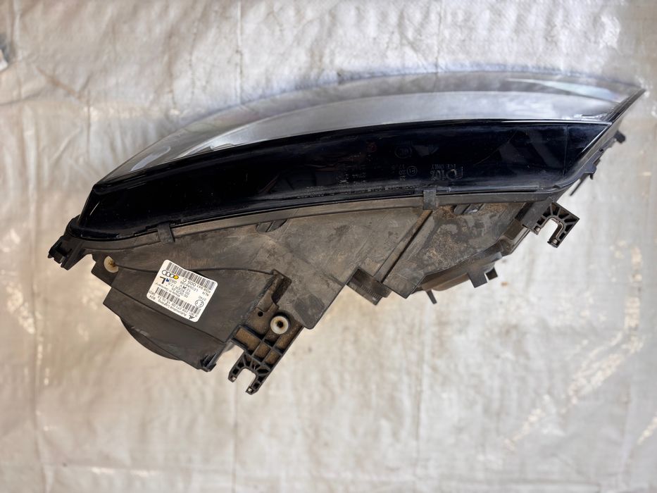 Ляв фар Audi A7 4G / LED