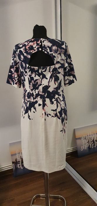 Rochie deosebita ivoire, marime 38-40