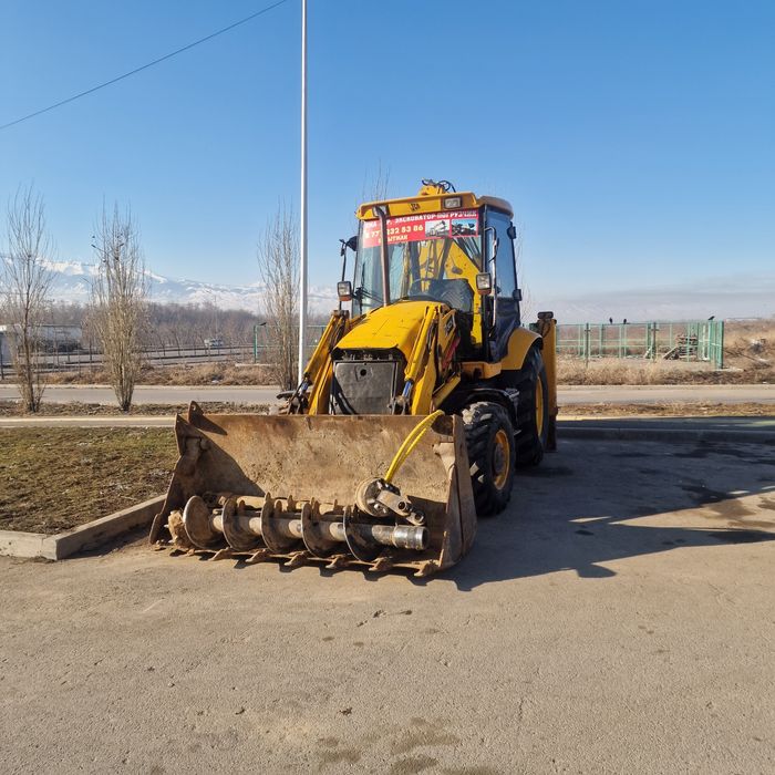 Ямобур, Экскаватор погрузчик 3/1 сваи.