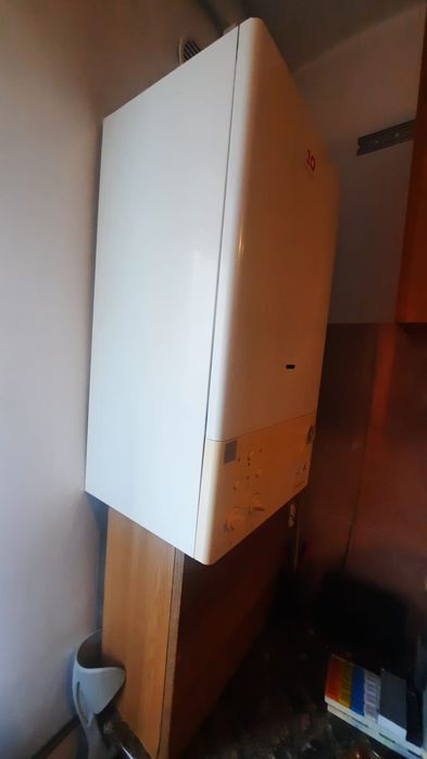 Centrala termica pe gaz Ariston