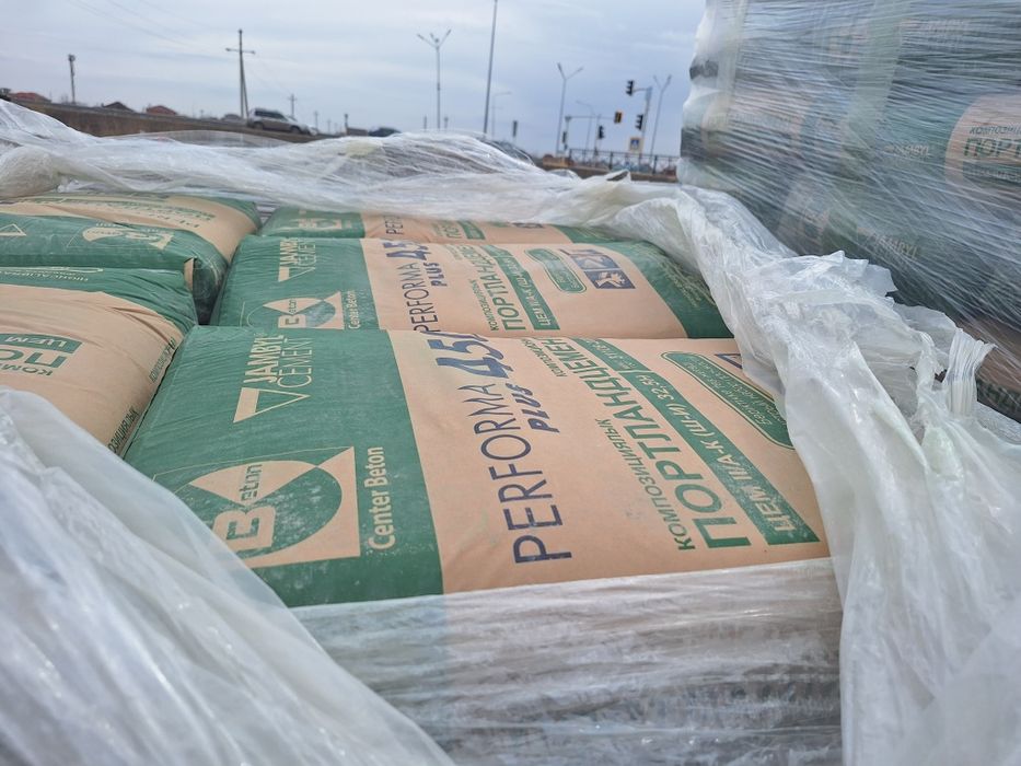 Цемент клей песок