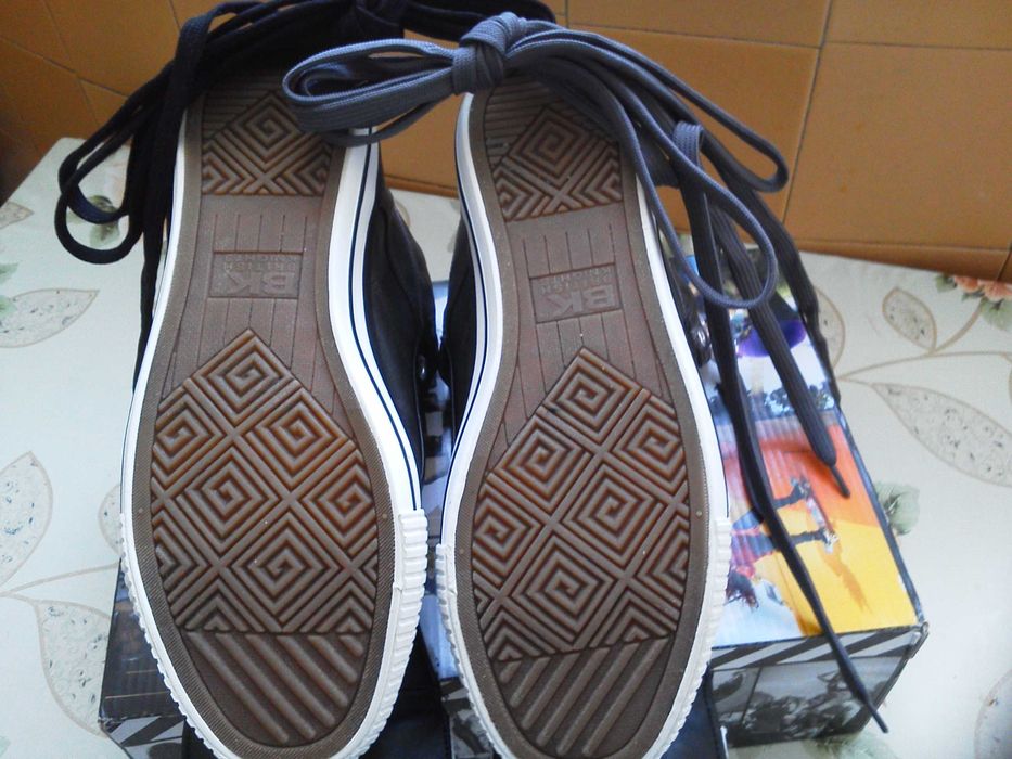 Tenisi -BK British Knights si Adidas Replay